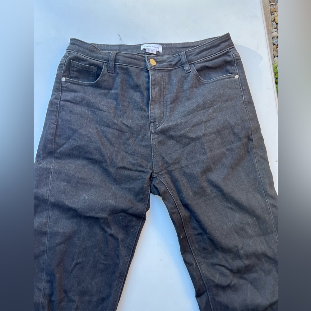 Urban‎ Revivo jeans